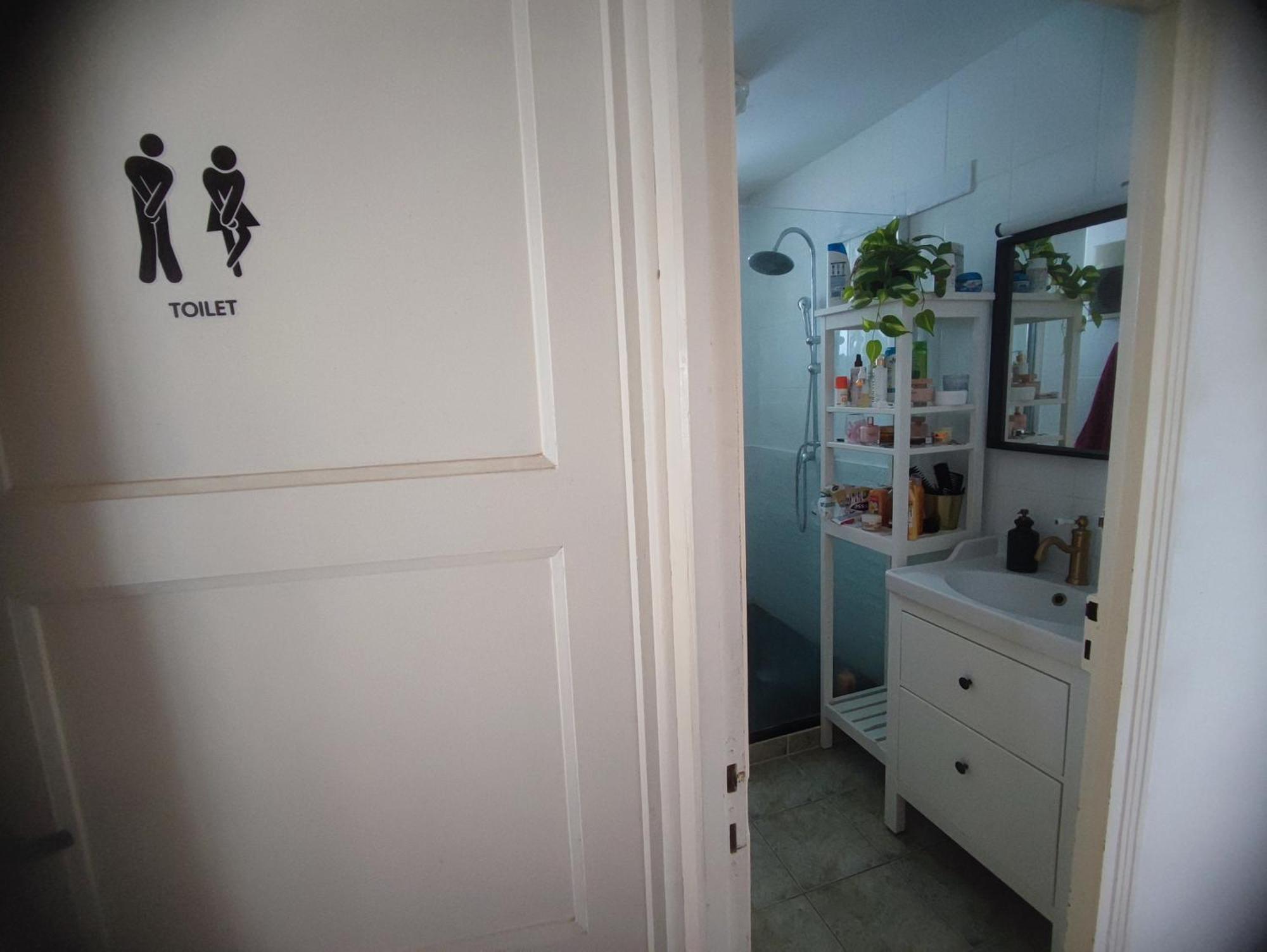 Chambre Double- Sdb Et Wc Prive 莫尔莱 外观 照片